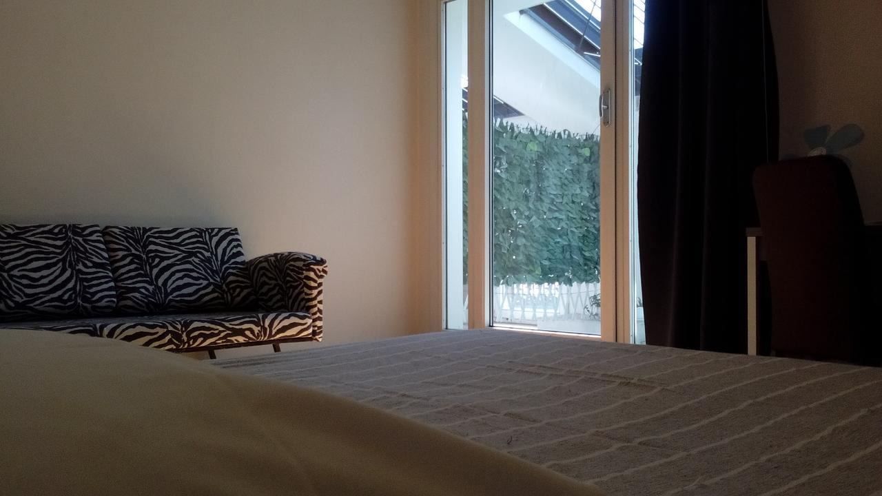 Domus Nova Residenza Il B&B Mantova Bagian luar foto
