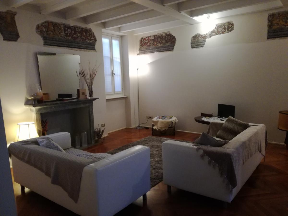 Domus Nova Residenza Il B&B Mantova Bagian luar foto