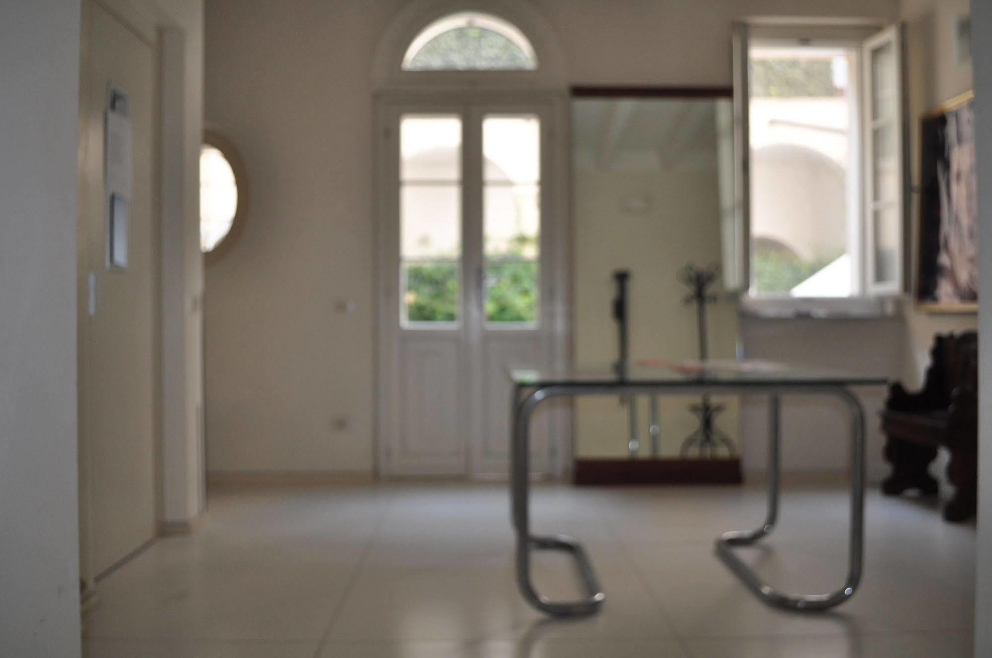 Domus Nova Residenza Il B&B Mantova Bagian luar foto